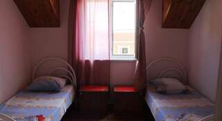Гостиница Guest house Solovinyi krai Архипо-Осиповка Бюджетный двухместный номер с 1 кроватью или 2 отдельными кроватями-1